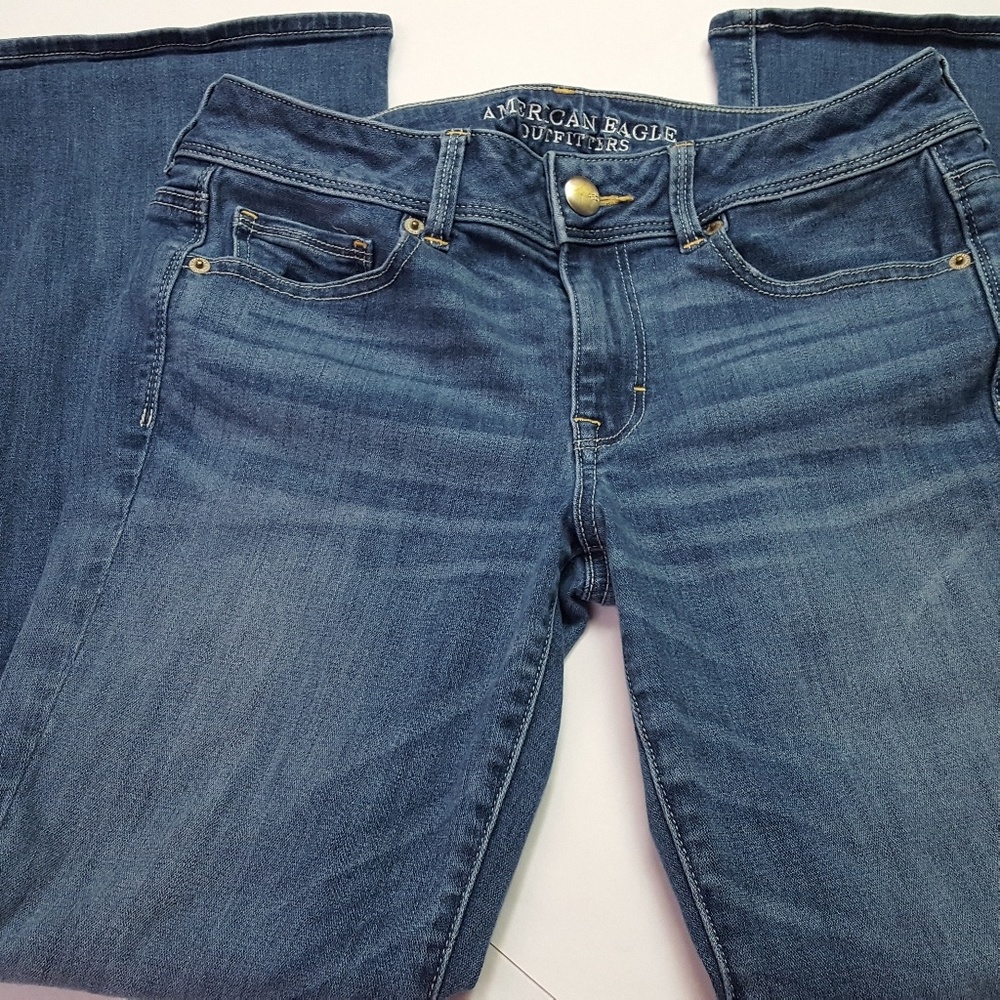 American Eagle super stretch jeans